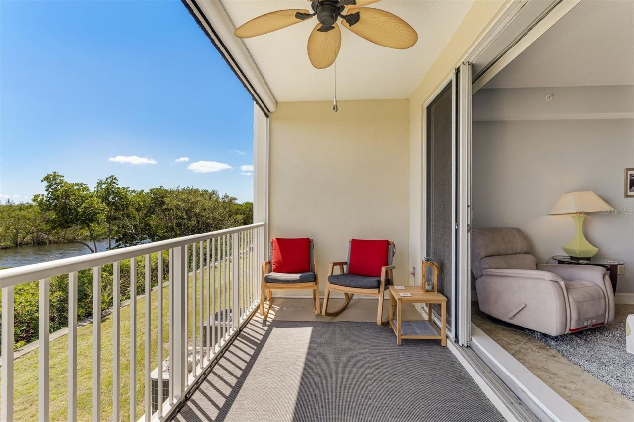 3248 Mangrove Point Drive, Ruskin, FL 33570 Photo
