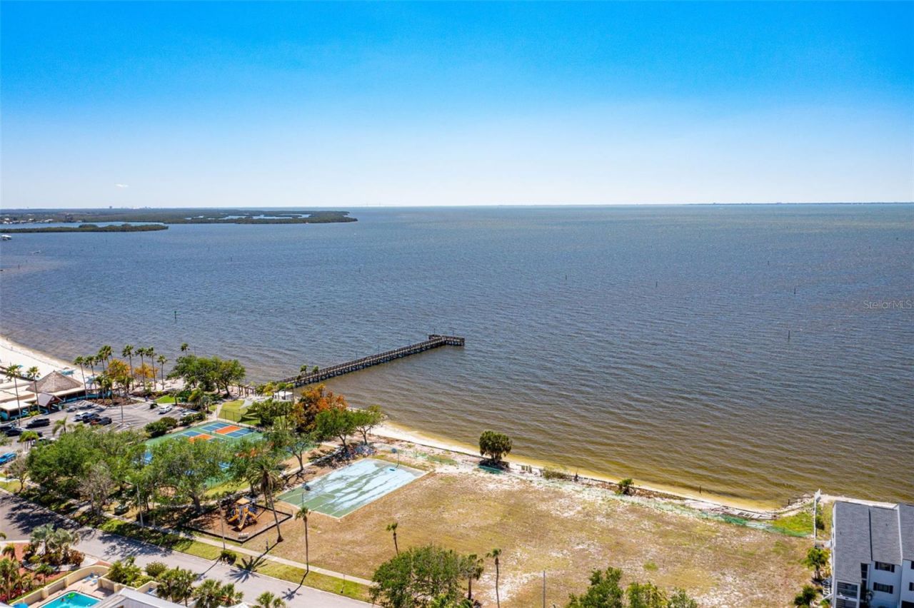 3248 Mangrove Point Drive, Ruskin, FL 33570 Photo