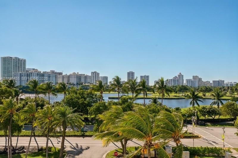 3625 N Country Club Dr, Unit 603, Aventura, FL 33180 Photo