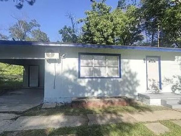1714 Hampton Street, Jackson, MS 39209