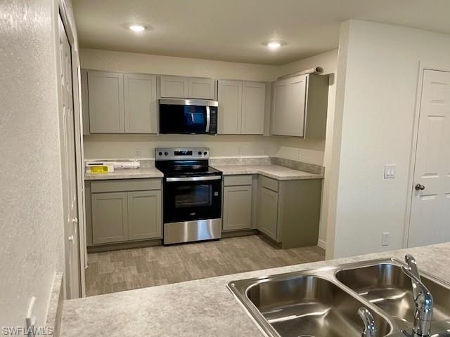 206 NW 13th Ter, Cape Coral, FL 33993 Photo