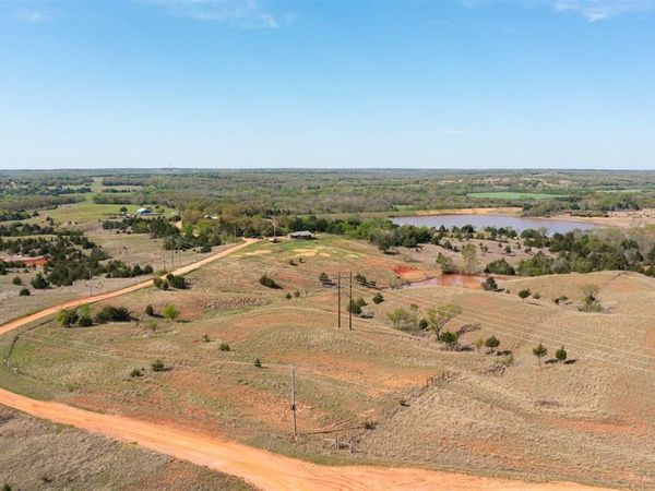 Cherokee Lane, Meridian, OK 73058