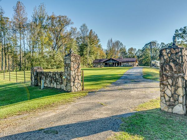 18170 Highway 28, Taylorsville, MS 39168