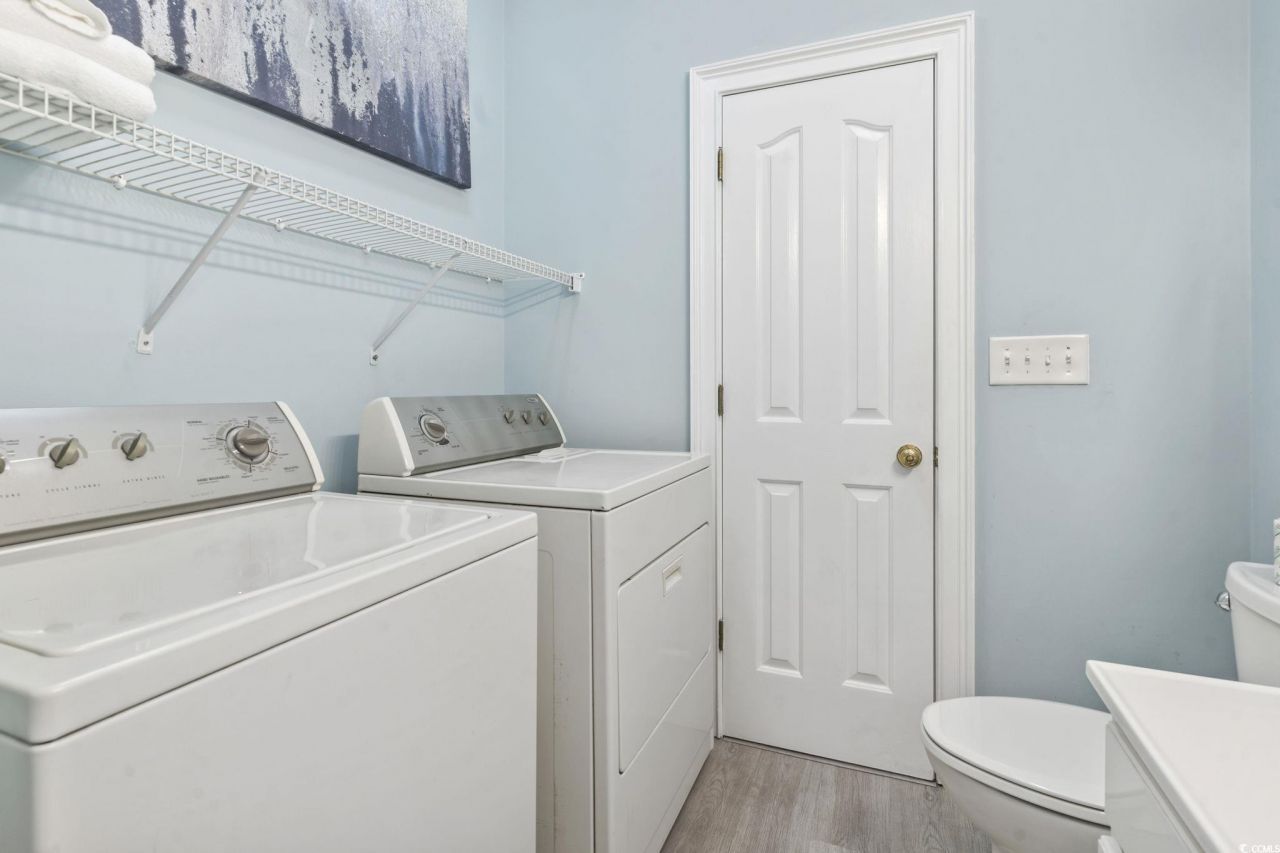 1508 Hillside Dr. S Photo 11