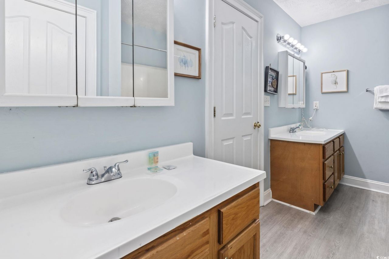 1508 Hillside Dr. S Photo 15