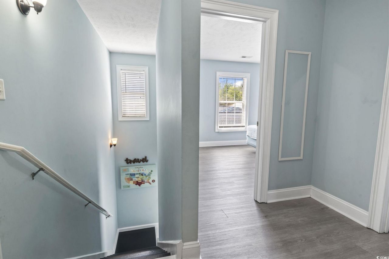 1508 Hillside Dr. S Photo 16