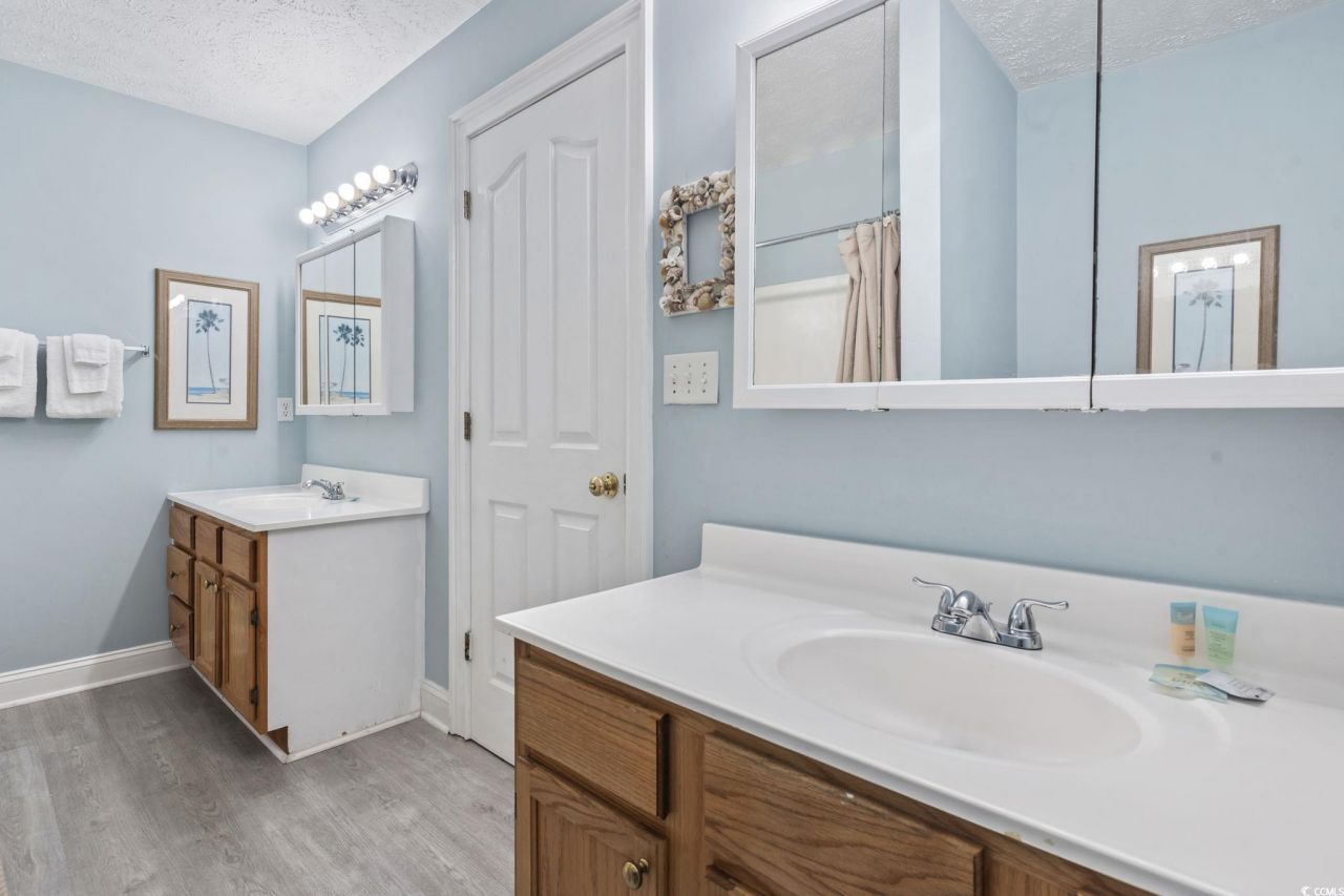 1508 Hillside Dr. S Photo 31