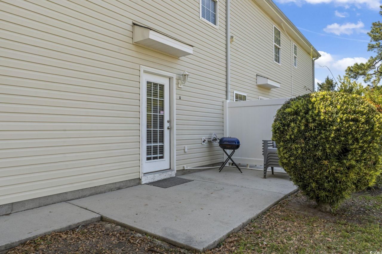 1508 Hillside Dr. S Photo 37