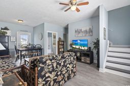 1508 Hillside Dr. S photo 4