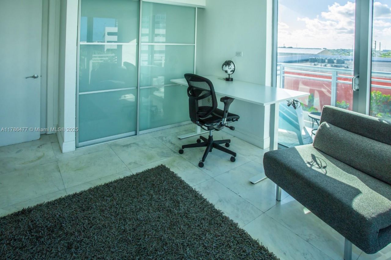 2950 NE 188th St, Unit 401, Aventura, FL 33180 Photo