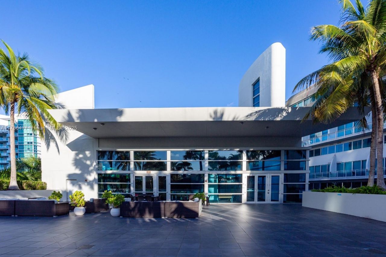 2950 NE 188th St, Unit 401, Aventura, FL 33180 Photo