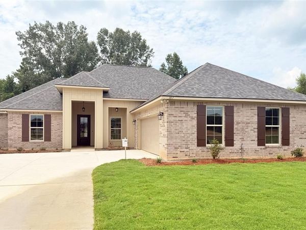 187 Lessie Drive, Stonewall, LA 71078