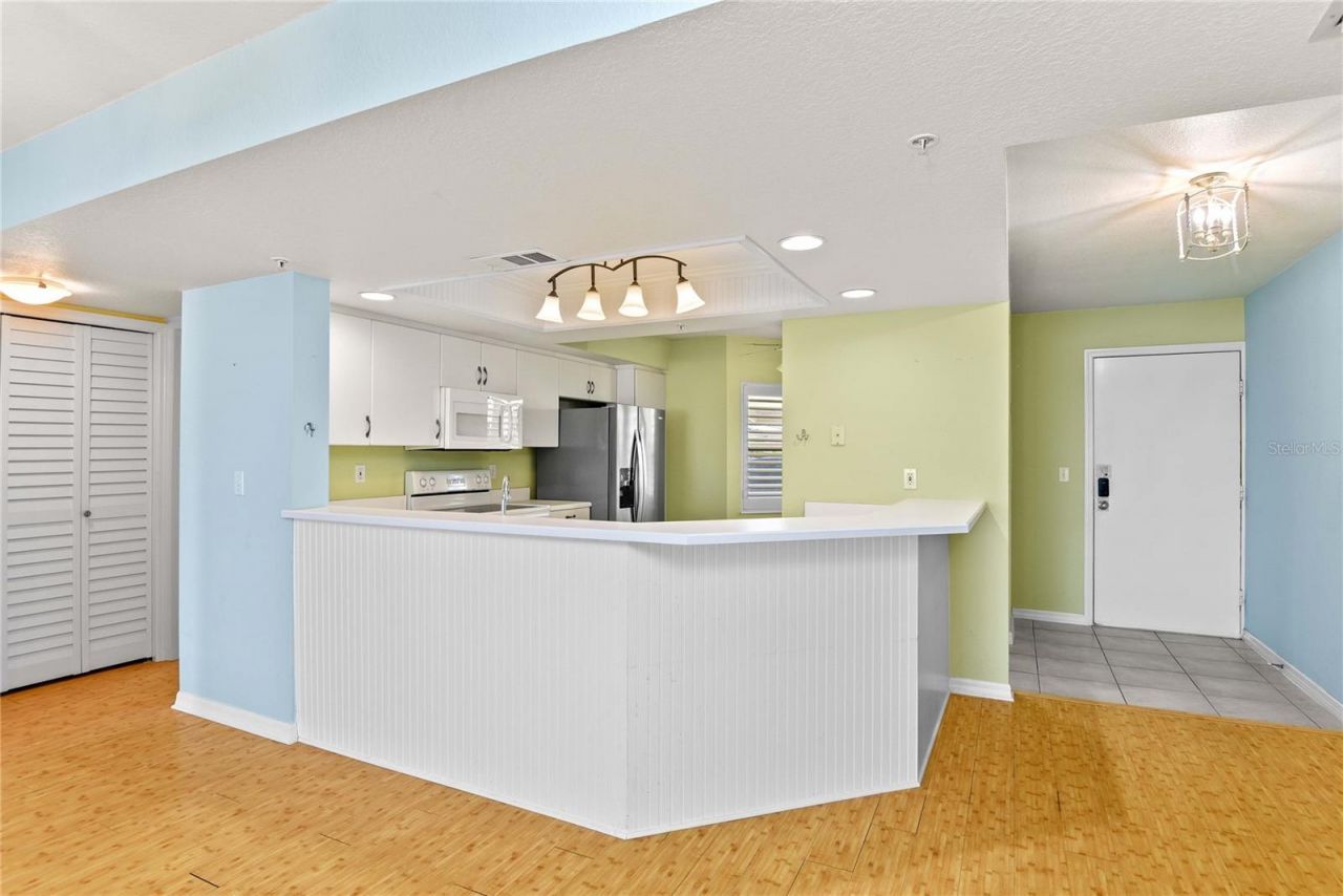 2700 N Peninsula Avenue, Unit 215, New Smyrna Beach, FL 32169 Photo