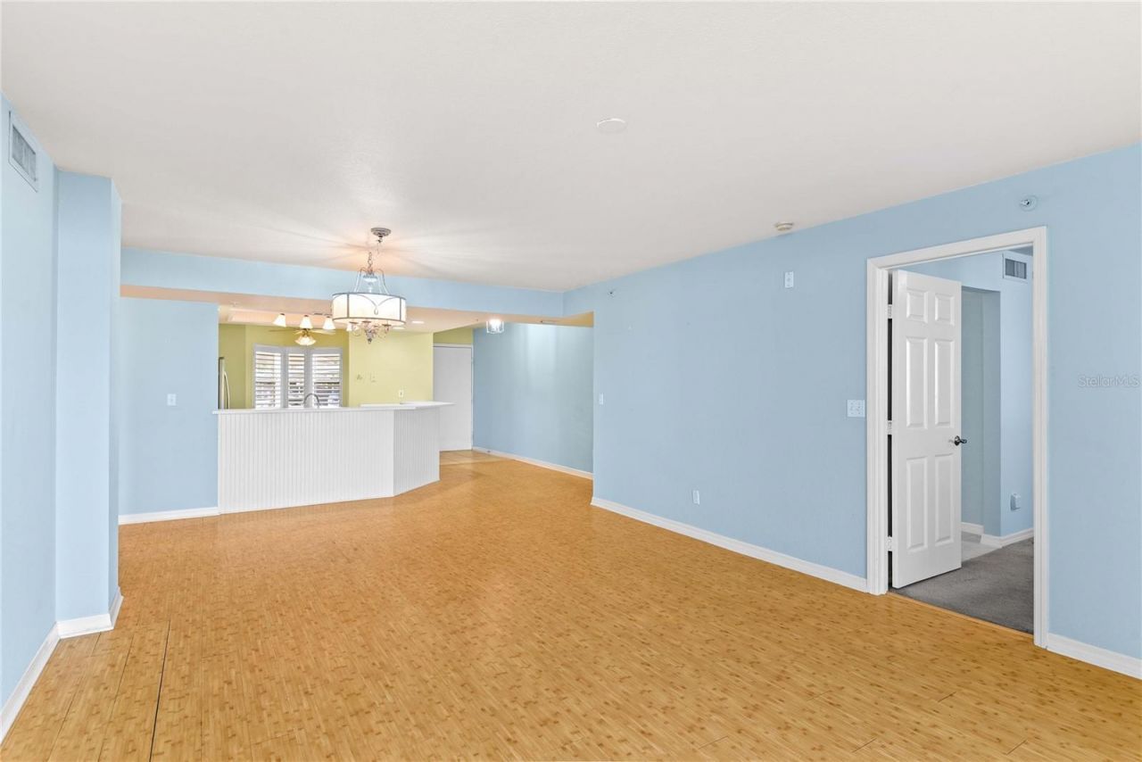 2700 N Peninsula Avenue, Unit 215, New Smyrna Beach, FL 32169 Photo