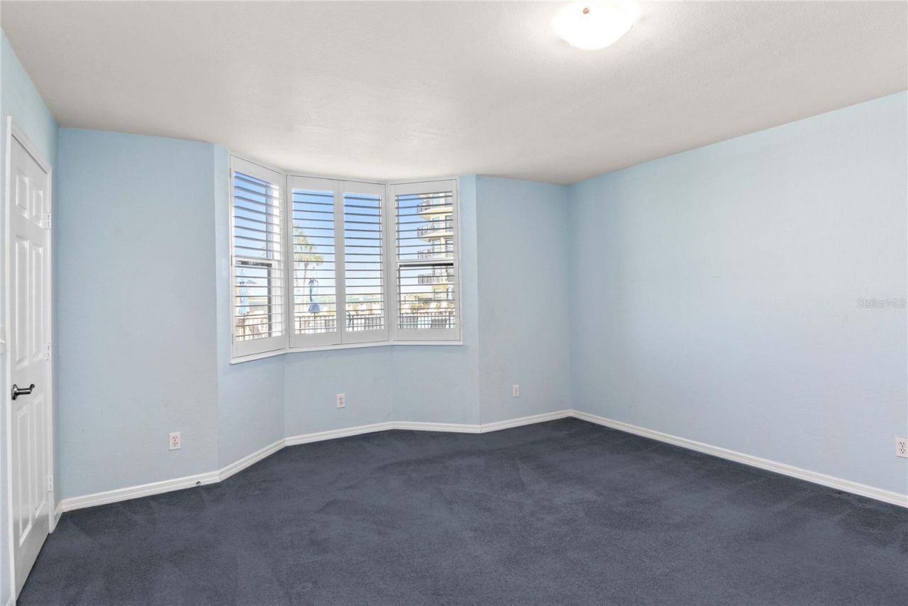 2700 N Peninsula Avenue, Unit 215, New Smyrna Beach, FL 32169 Photo