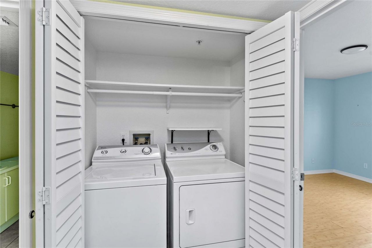 2700 N Peninsula Avenue, Unit 215, New Smyrna Beach, FL 32169 Photo