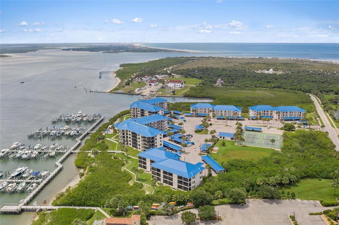 2700 N Peninsula Avenue, Unit 215, New Smyrna Beach, FL 32169 Photo