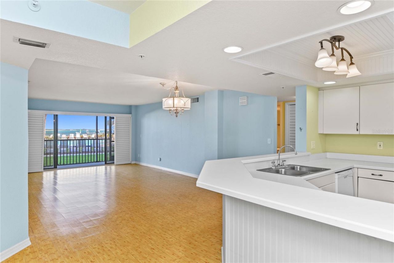 2700 N Peninsula Avenue, Unit 215, New Smyrna Beach, FL 32169 Photo