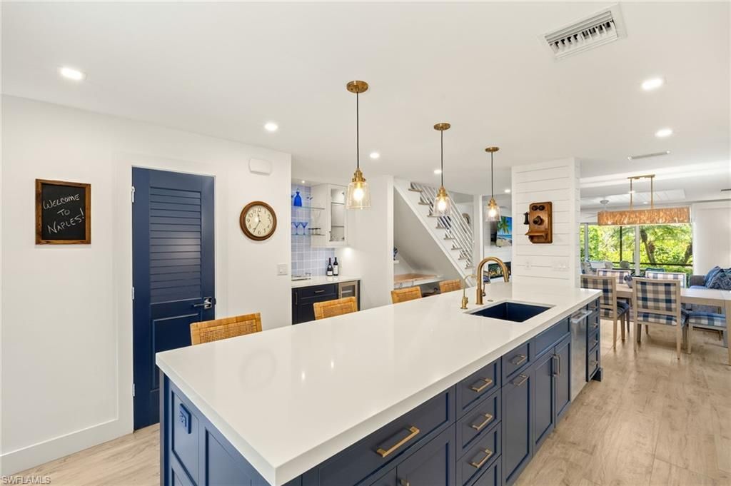 1060 6th St S, Unit 1060, Naples, FL 34102 Photo