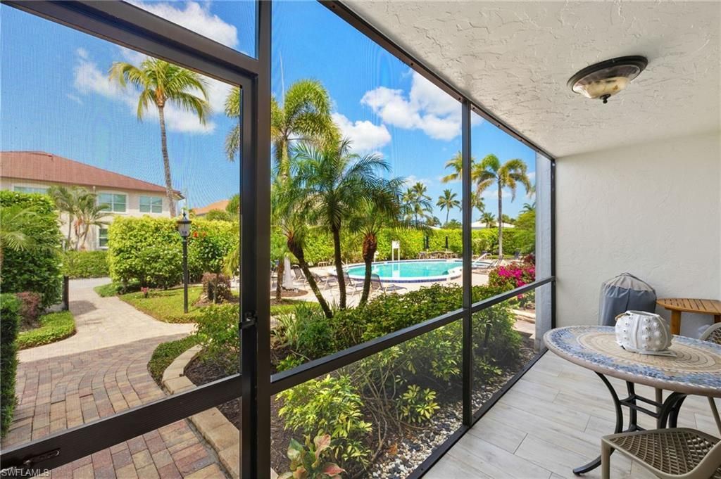 1060 6th St S, Unit 1060, Naples, FL 34102 Photo