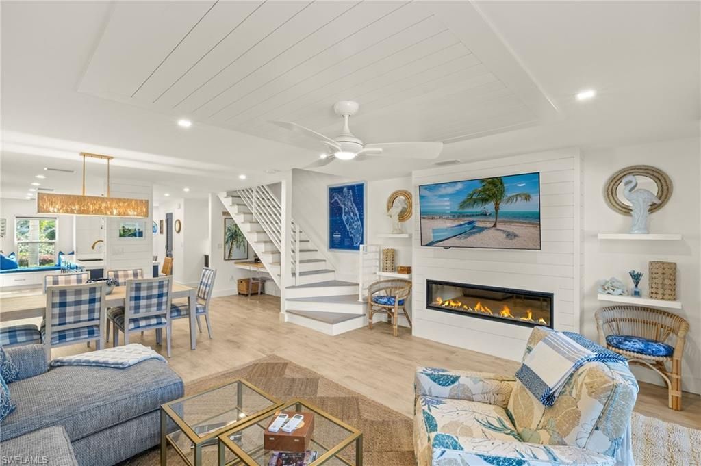 1060 6th St S, Unit 1060, Naples, FL 34102 Photo