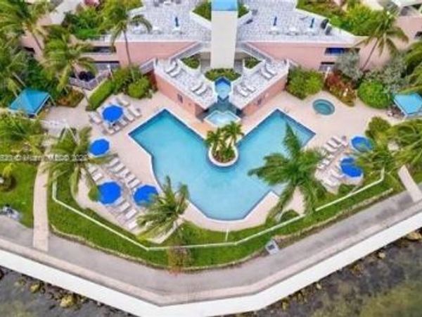 3370 Hidden Bay Dr, Unit 610, Aventura, FL 33180