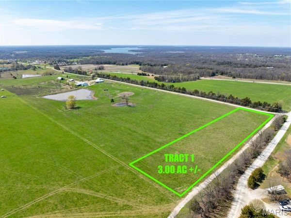 1 Harbortown Rd., Monroe City, MO 63456