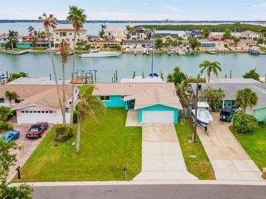 525 LILLIAN DRIVE, MADEIRA BEACH, FL 33708