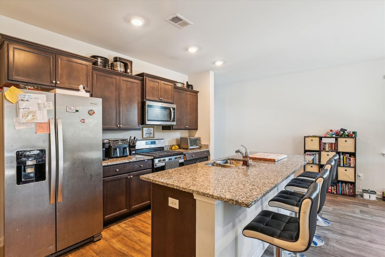 136 Pontoria Drive Photo 10