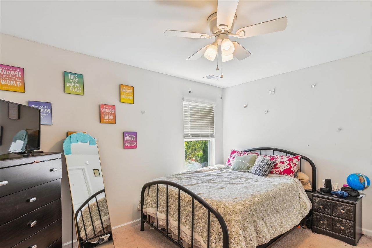 136 Pontoria Drive Photo 36