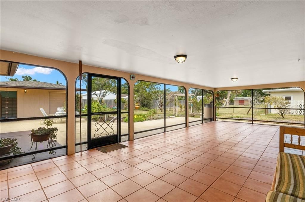 1011 El Mar Ave, Fort Myers, FL 33919 Photo