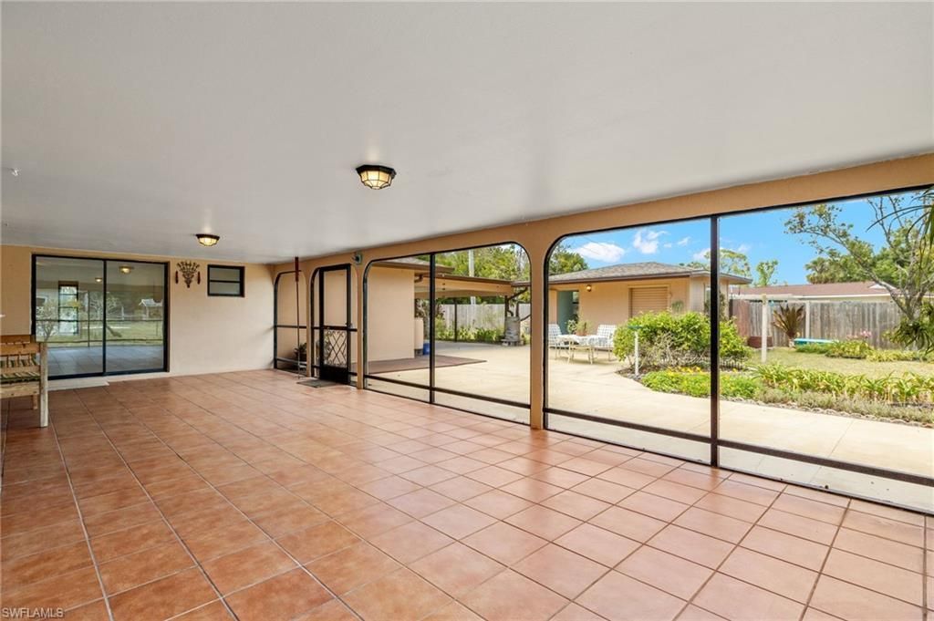 1011 El Mar Ave, Fort Myers, FL 33919 Photo
