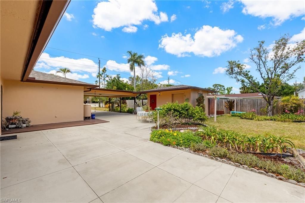 1011 El Mar Ave, Fort Myers, FL 33919 Photo