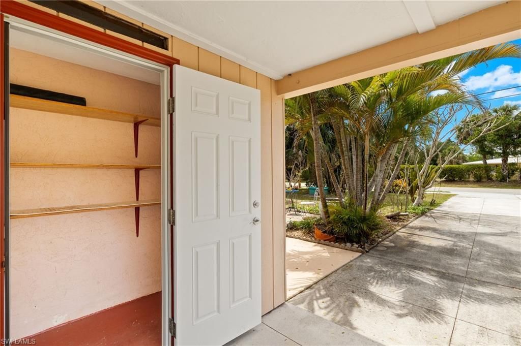 1011 El Mar Ave, Fort Myers, FL 33919 Photo