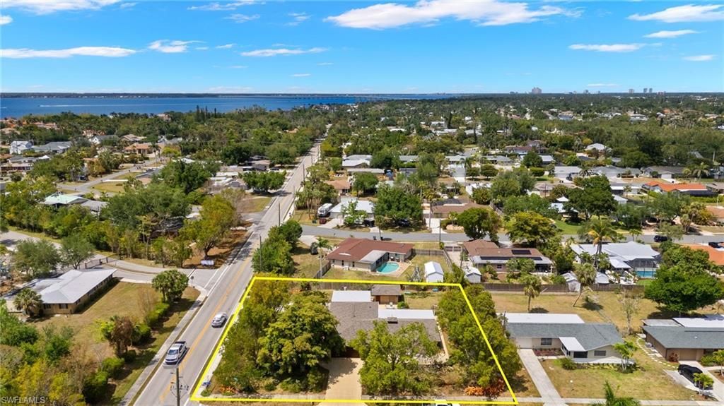 1011 El Mar Ave, Fort Myers, FL 33919 Photo