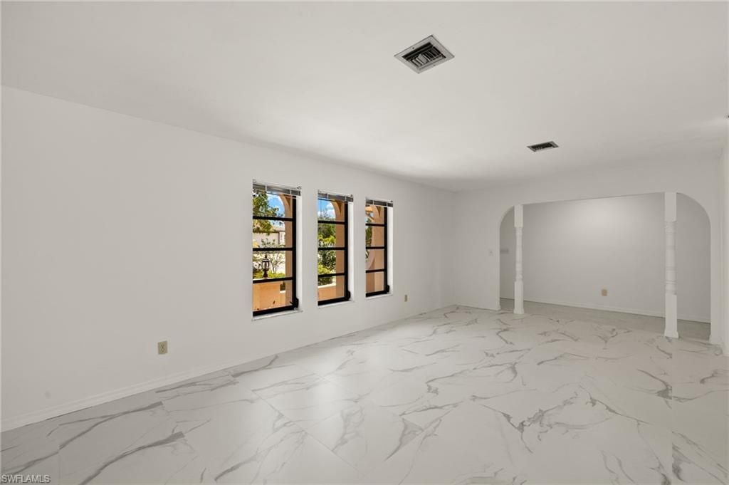 1011 El Mar Ave, Fort Myers, FL 33919 Photo
