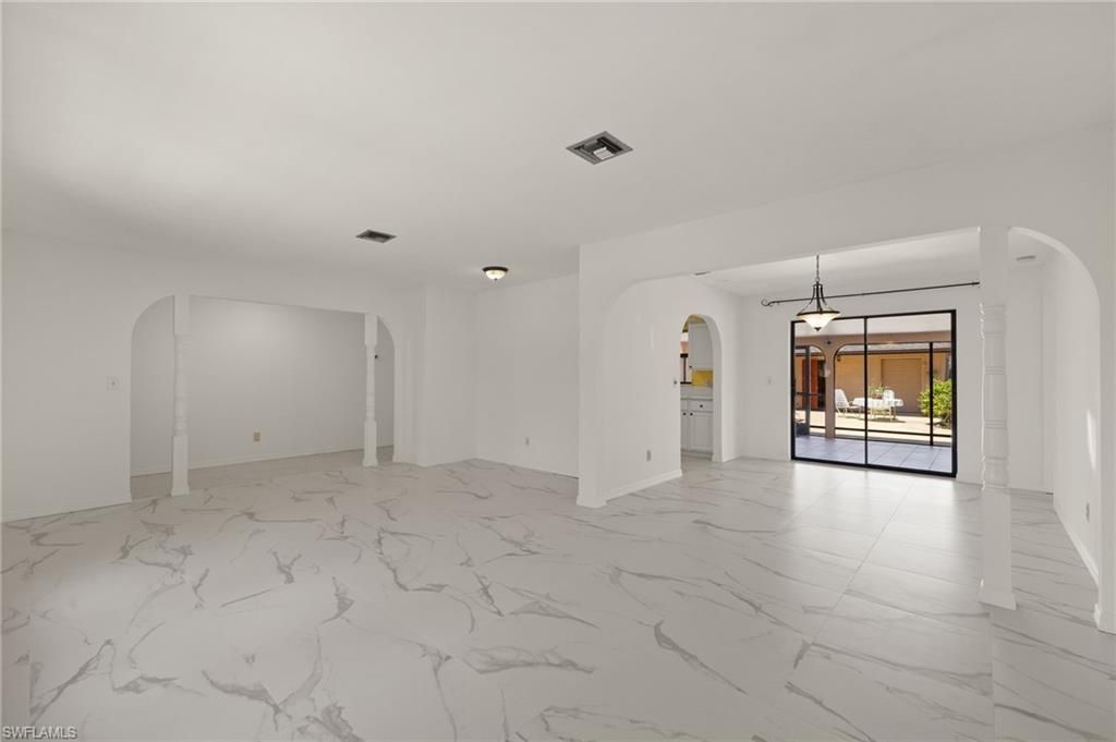 1011 El Mar Ave, Fort Myers, FL 33919 Photo