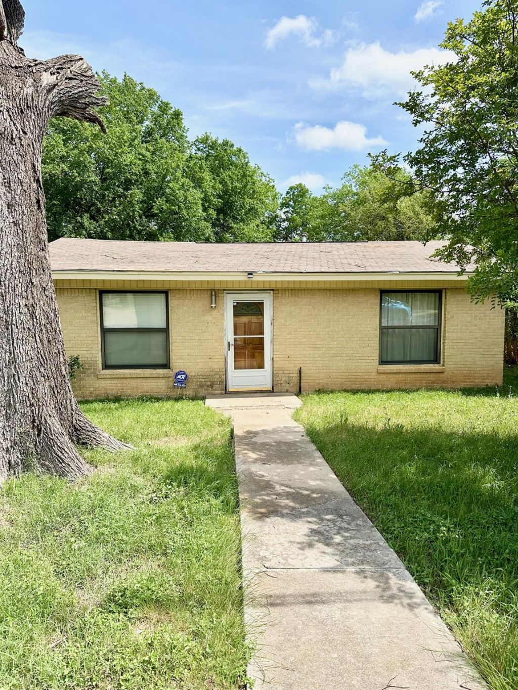 1206 Marcy St, Austin, TX 78745 Main Photo