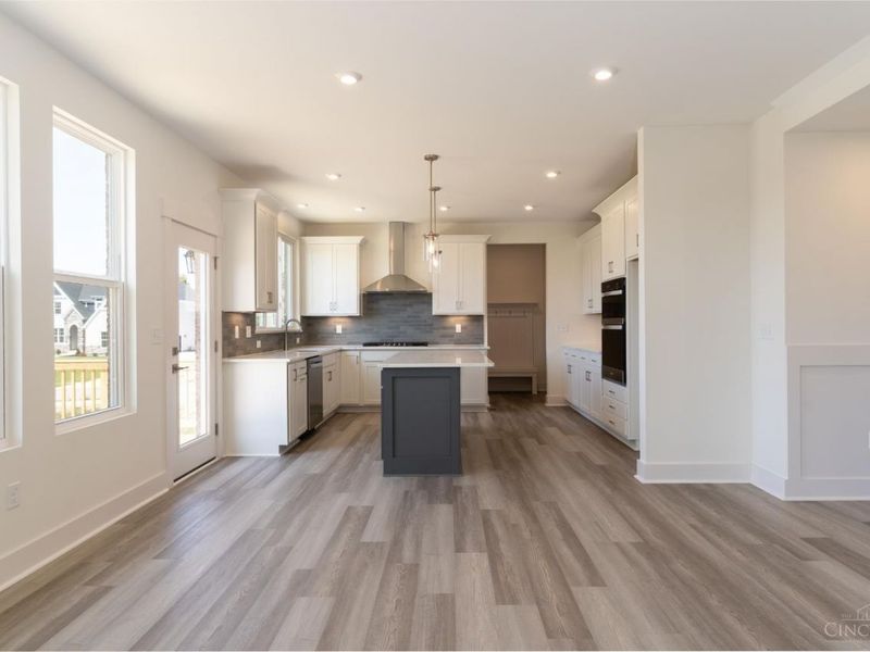 6989 Carlinridge Lane, Green Township, OH 45248 Photo 15