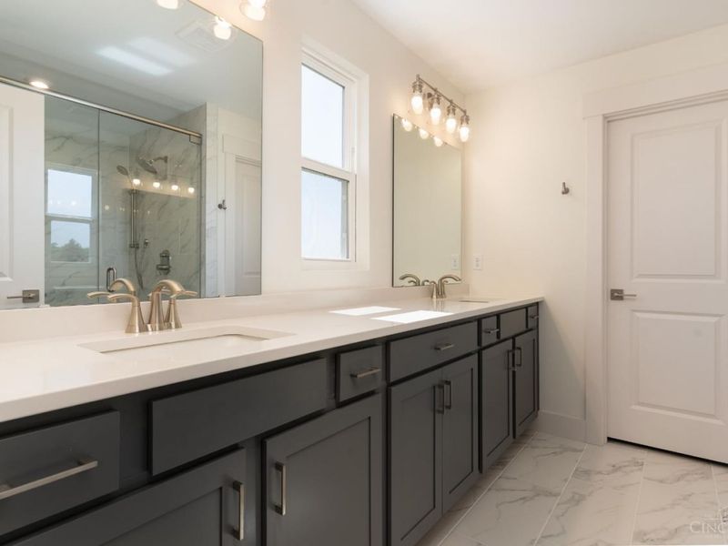 6989 Carlinridge Lane, Green Township, OH 45248 Photo 27