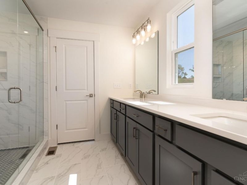 6989 Carlinridge Lane, Green Township, OH 45248 Photo 29