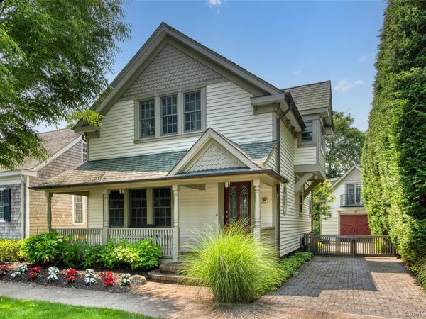 1740 Village Lane, Orient, NY 11957