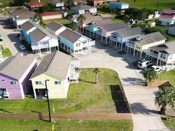 1549 South Commercial St Unit 15, Aransas Pass, TX 78336