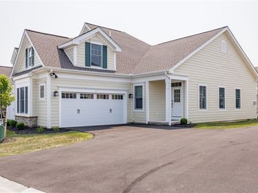 239 Bretlyn Circle, Rochester, NY 14618