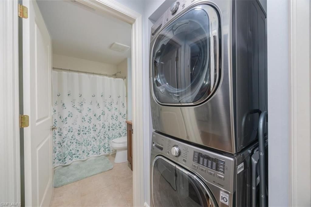 985 Sandpiper St, Unit I-206, Naples, FL 34102 Photo