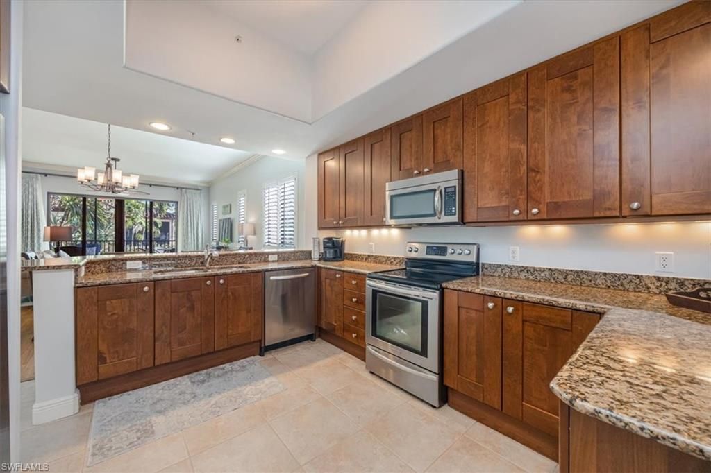 985 Sandpiper St, Unit I-206, Naples, FL 34102 Photo