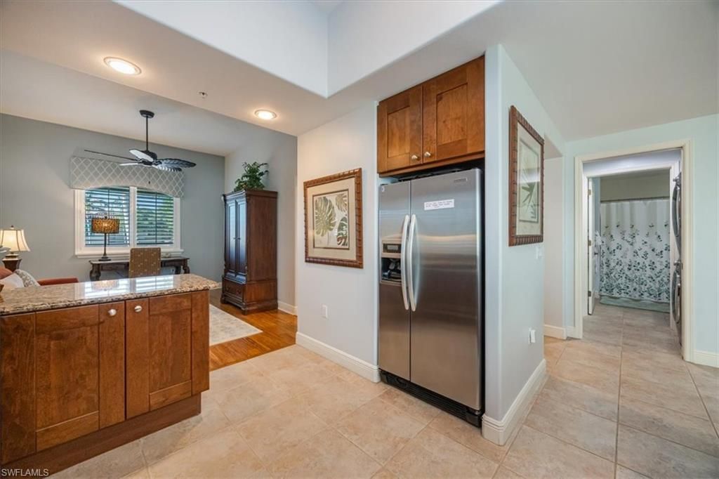 985 Sandpiper St, Unit I-206, Naples, FL 34102 Photo