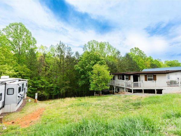 147 Marina Drive, New London, NC 28127