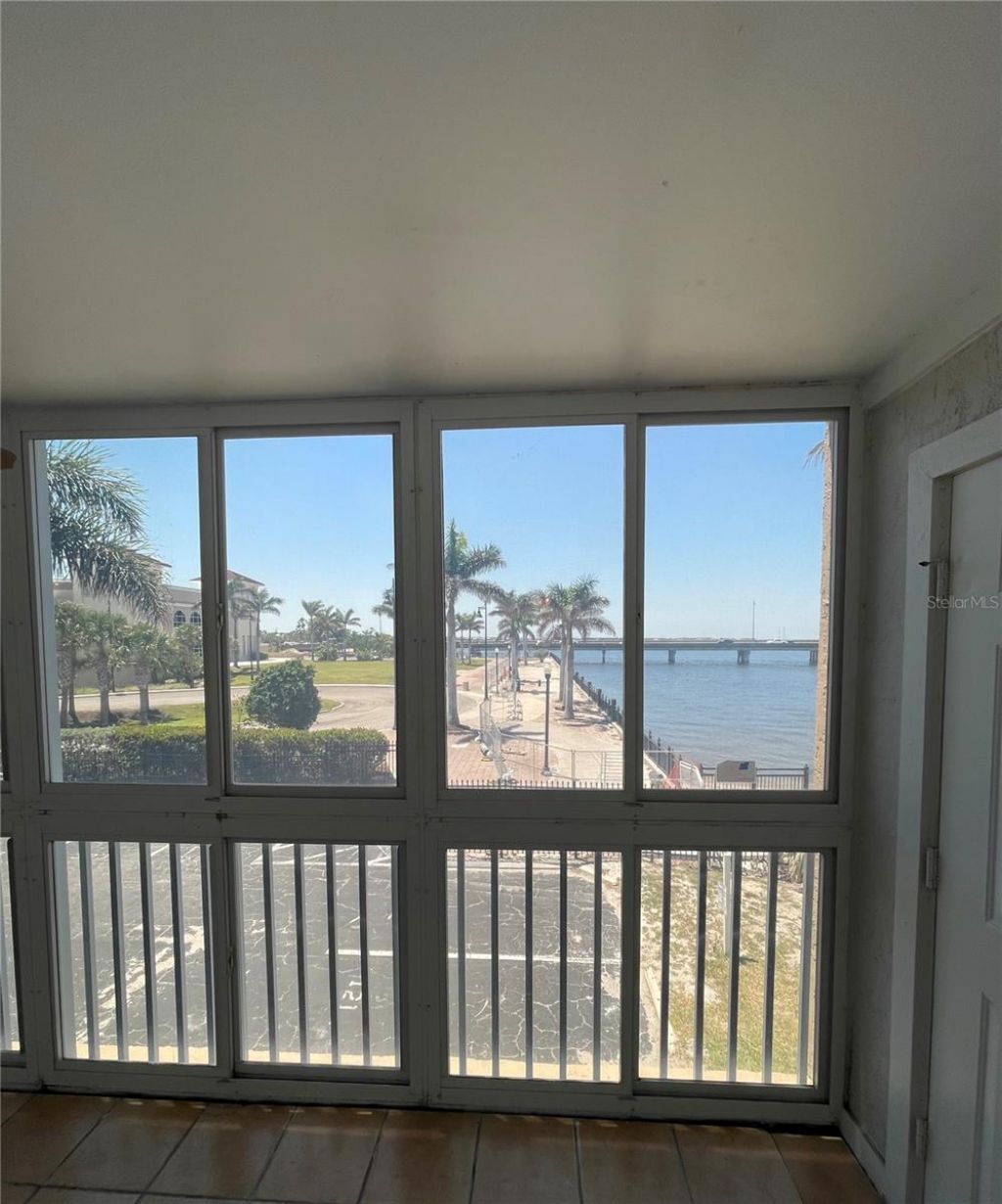 150 Harborside Avenue, Unit 221, Punta Gorda, FL 33950 Photo