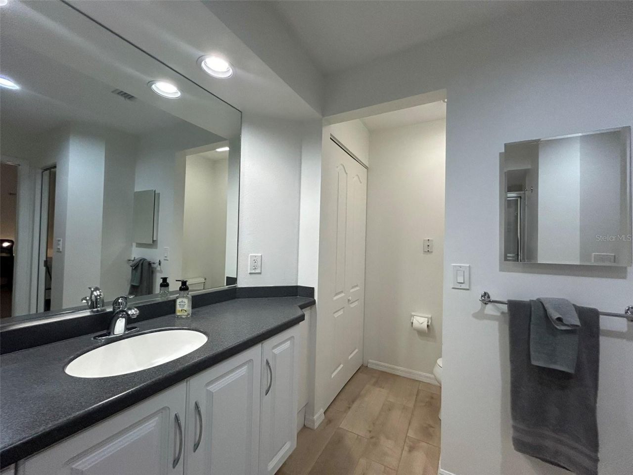 3803 54th Drive W, Unit 104, Bradenton, FL 34210 Photo